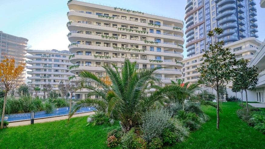 محله باهچه لی اولر استانبول از گذشته تا کنون مورد توجه حکومت های ترکیه بوده است. این منطقه یکی از مناطق پیشرفته و در حال توسعه استانبول به حساب می آید.